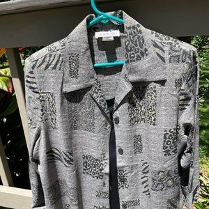 Blouse with black insert